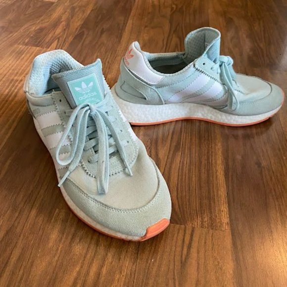 Adidas Women's Die Marke Mit den 3 Streifen - size 9.5 - Picture 7 of 7